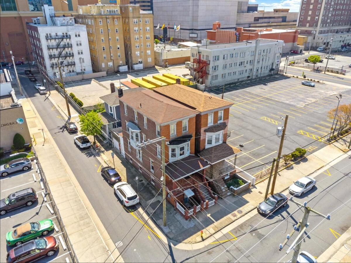 Luxury 8 Bedroom House, Steps To Tropicana, Beach And Boardwalk! Atlantic City Exterior foto