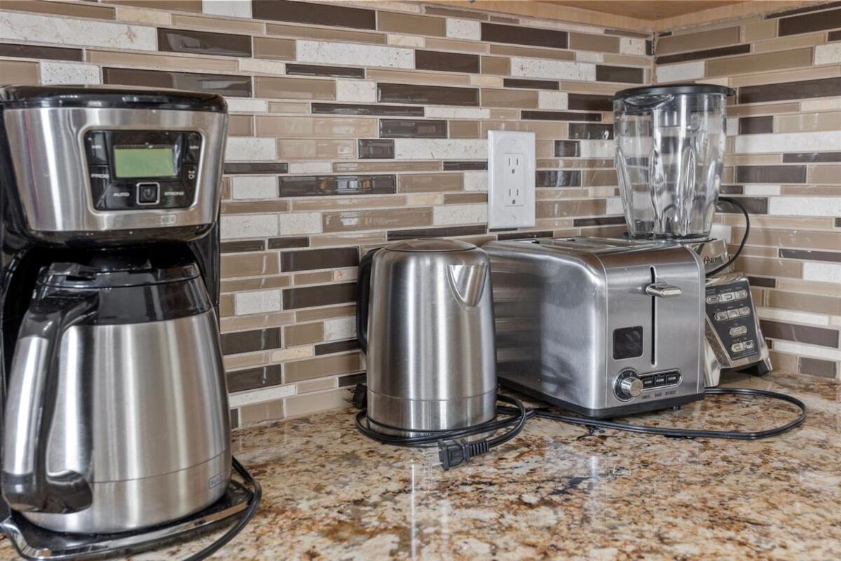 Luxury 8 Bedroom House, Steps To Tropicana, Beach And Boardwalk! Atlantic City Exterior foto